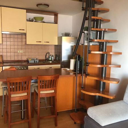 Marko'S Apartment 诺维·维诺多尔斯基 外观 照片