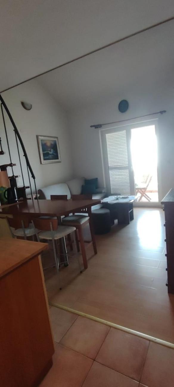 Marko'S Apartment 诺维·维诺多尔斯基 外观 照片